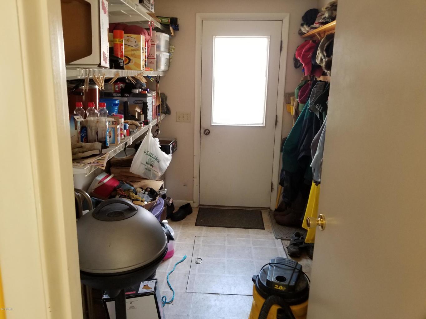 MLS 19021535 Britz Realty, Inc.